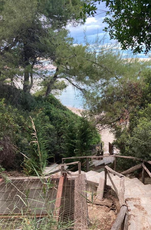 Dekalo Seaside Villa, Kryopigi Exteriör bild